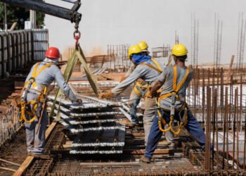 High-Paying Construction Worker Jobs in Singapore: Opportunity for Locals and Foreigners