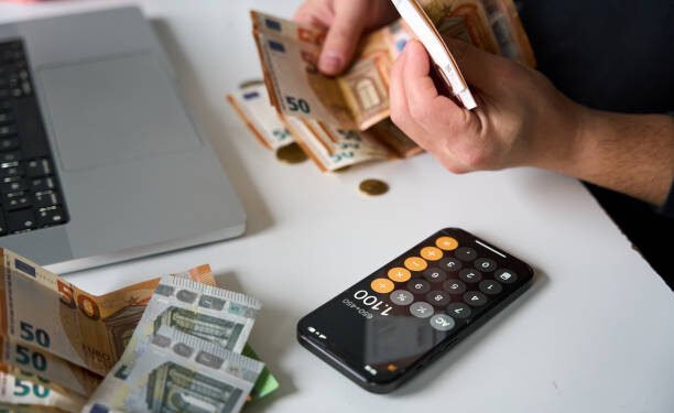 Working in the UK vs Working in the EU and Working in the Netherlands